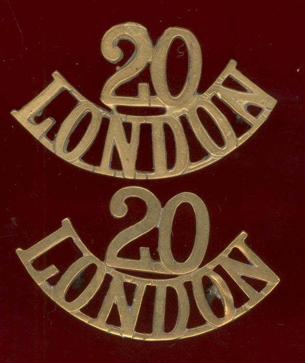20 / LONDON  WW1 Greatcoat shoulder titles