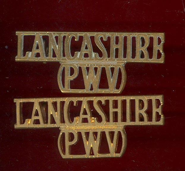 LANCASHIRE / (PWV) Lancashire Regiment, shoulder titles