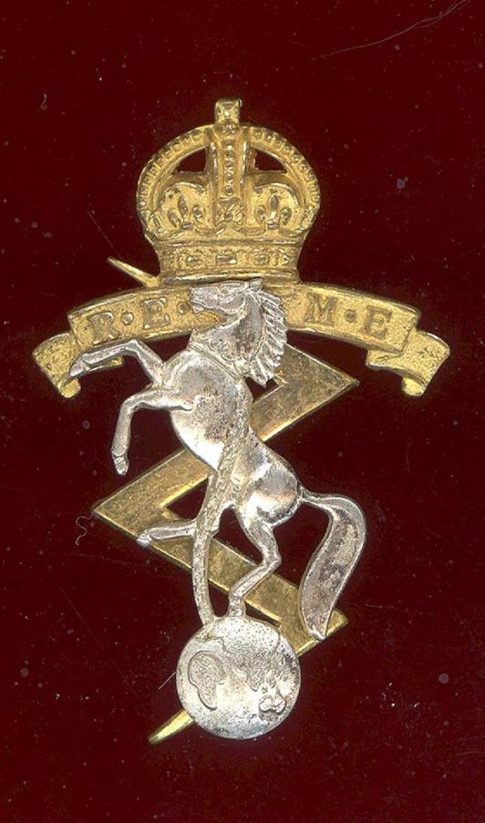 Royal Electrical Mechanical Engineers Officer's cap badge