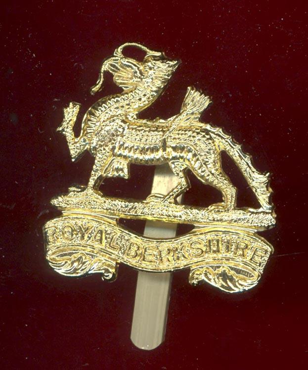 The Royal Berkshire Regiment staybright cap badge