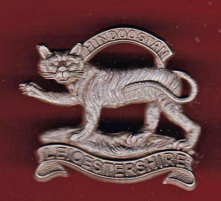 The Leicestershire Regiment WW2 plastic economy cap badge