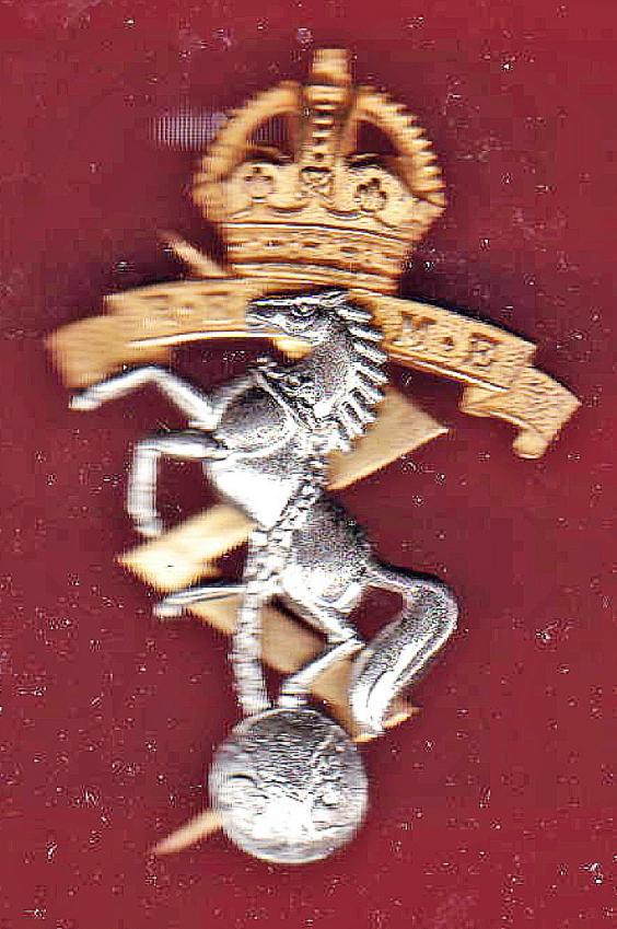 Royal Electrical Mechanical Engineers Officer's cap badge