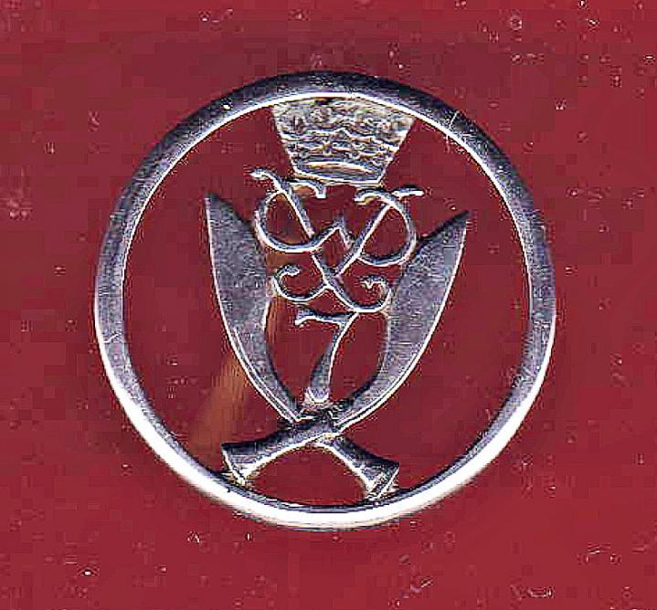 7th Duke of Edinburgh Own Gurkha Rifles silver badge