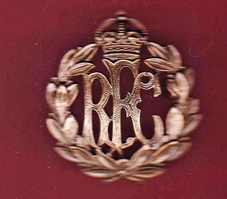 Royal Flying Corps WW1 OR's cap badge