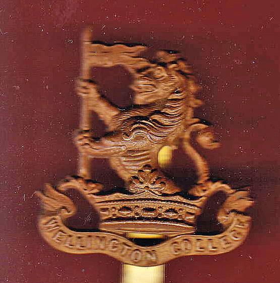Wellington College Berkshire O.T.C. cap badge