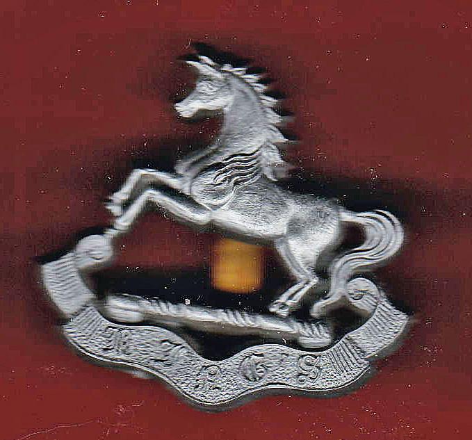 King's Liverpool Regiment WW2 plastic economy cap badge