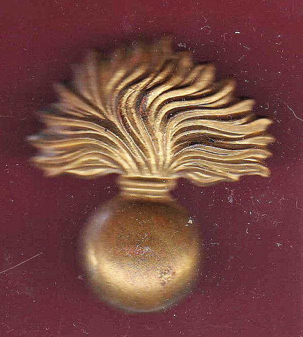 Canadian The Winnipeg Grenadiers WW2 cap badge