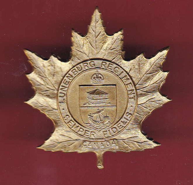 Canadian The Lunenburg Regiment WW2 cap badge