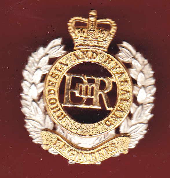 Rhodesia & Nyasaland Engineers Officer's cap badge