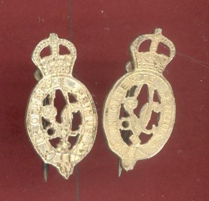 Singapore  Volunteers Corps Officer's collar badges