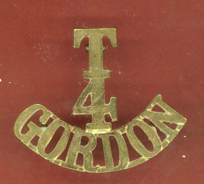 T / 4 / GORDON WW1 Gordon Highlanders shoulder title