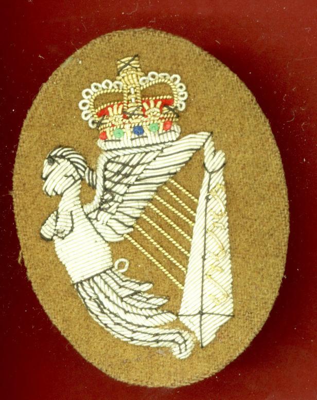 16th / 5th The Queen's Lancers WO's bullion rank badge