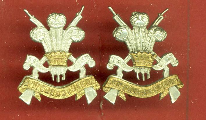 3rd Carabiniers OR's collar badges