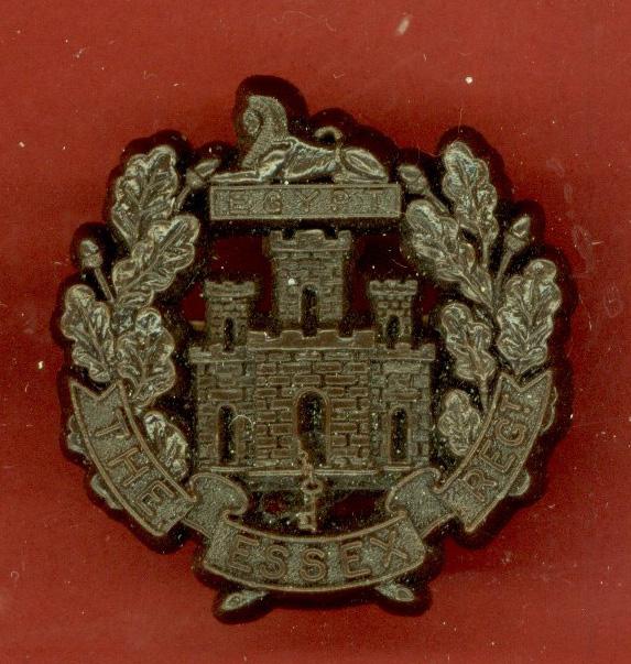 The Essex Regiment. WW2 plastic economy cap badge