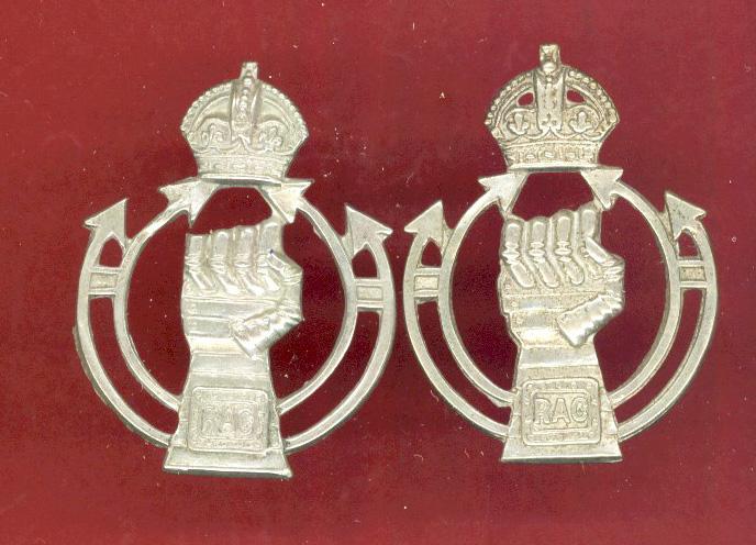 Royal Armoured Corps WW2 OR's collar badges