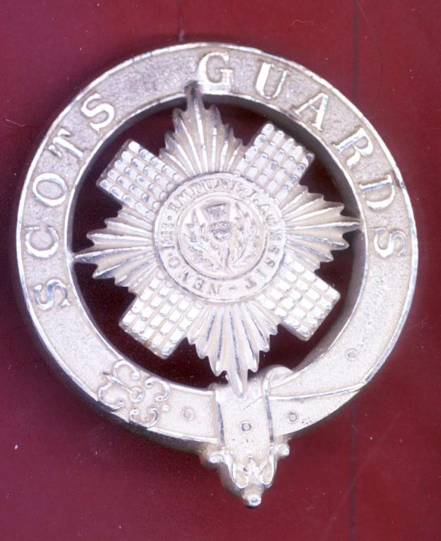 The Scots Guards Pipers Private Purchase Glengarry badge