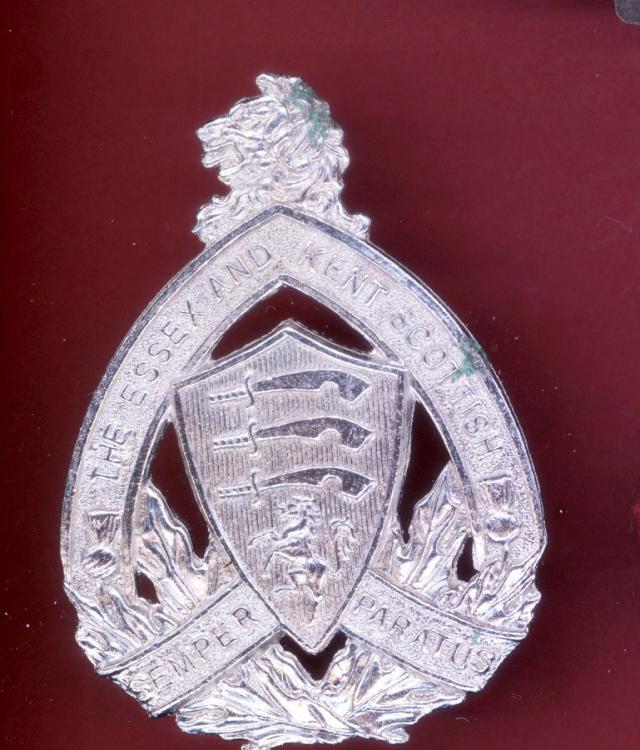 Canadian Essex & Kent Scottish OR's glengarry badge