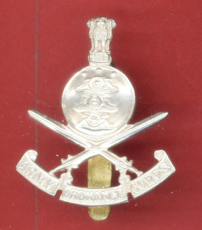 Indian Army Ordnance Corps cap badge - Wharton Militaria