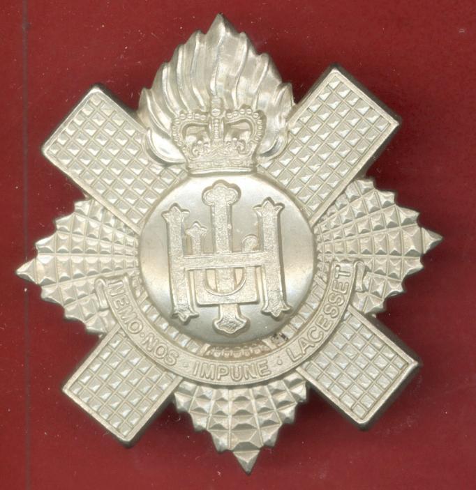 Scottish Royal Highland Fusiliers Pipers glengarry badge