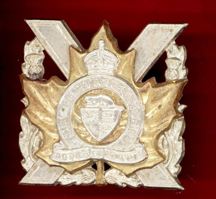 Canadian Scottish The Perth Regiment glengarry badge