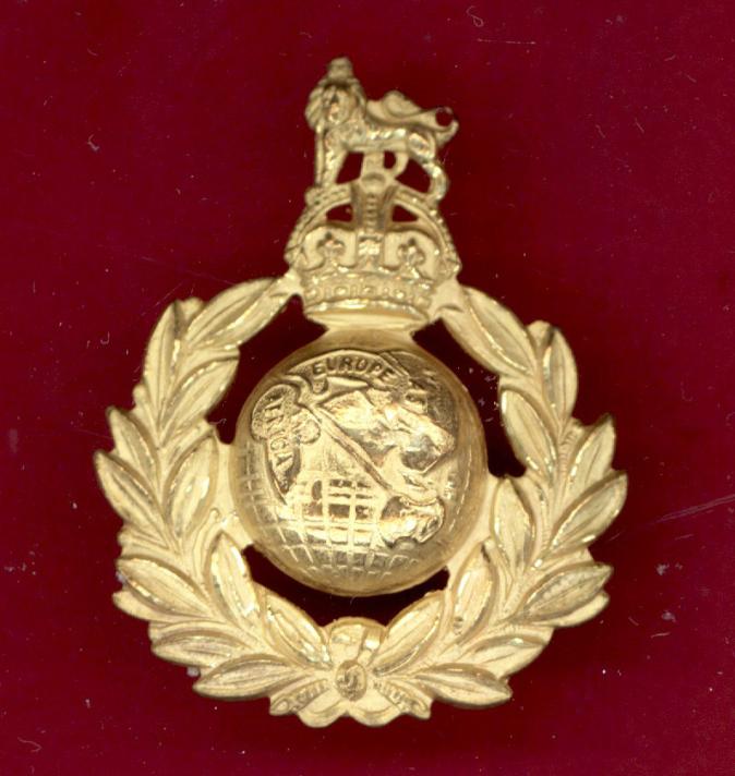 Royal Marines Staff & Colour Sergeant's gilt cap badge