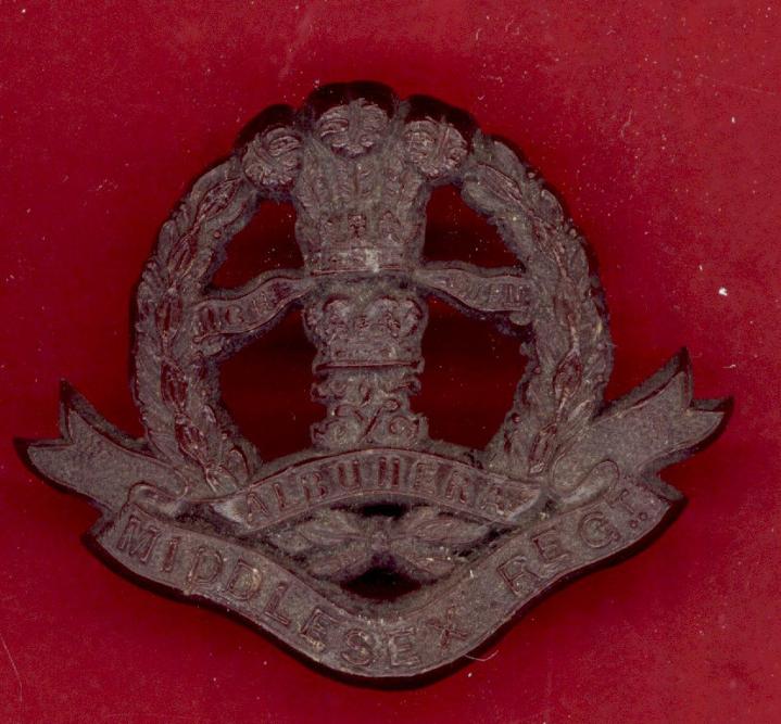 Middlesex Regiment WW2 plastic economy cap badge