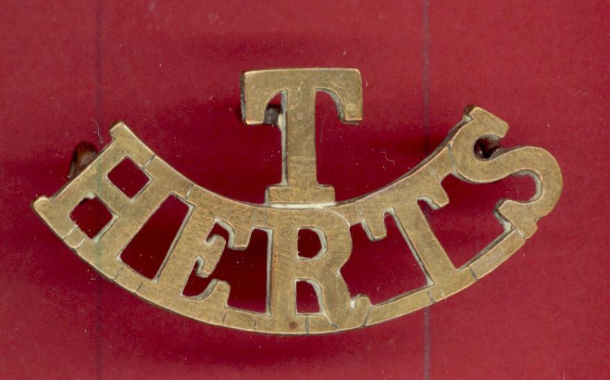 T / HERTS The Hertfordshire Regiment shoulder title