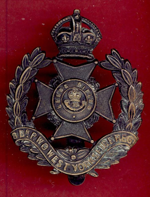 8th Bn. P.W.O. West Yorkshire Regt (Leeds Rifles) WW1 OR's cap badge