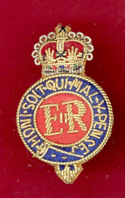 Household Cavalry Officer's embroidered beret badge