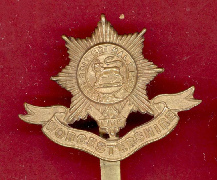The Worcestershire Regiment WW1 OR's cap badge