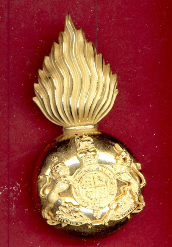 Scottish Royal Scots Fusiliers Officer's EIIR glengarry Badge