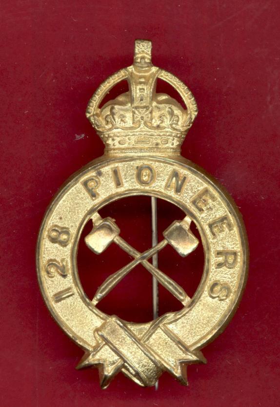 Indian Army. 128th Pioneers WW1 Officer's pagri badge.