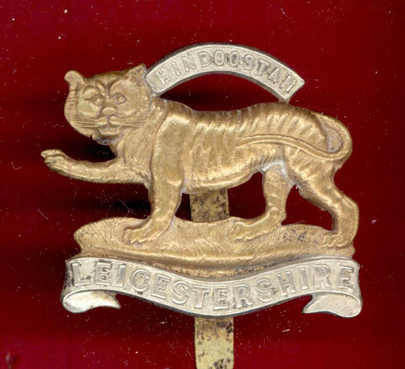 The Leicestershire Regt WW1 OR's cap badge