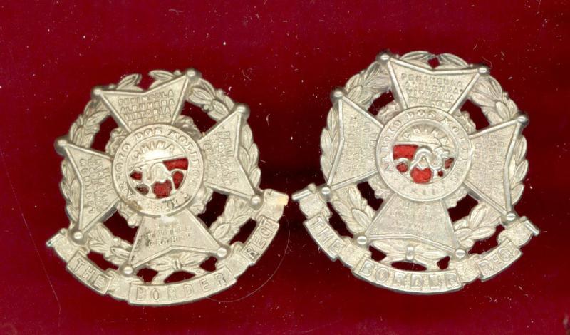 The Border Regiment OR's collar badges