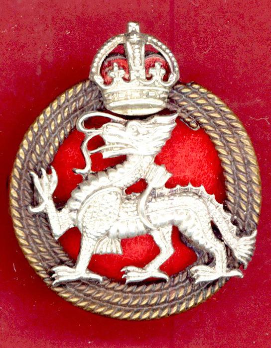 Royal Berkshire Regiment Officer’s beret badge.