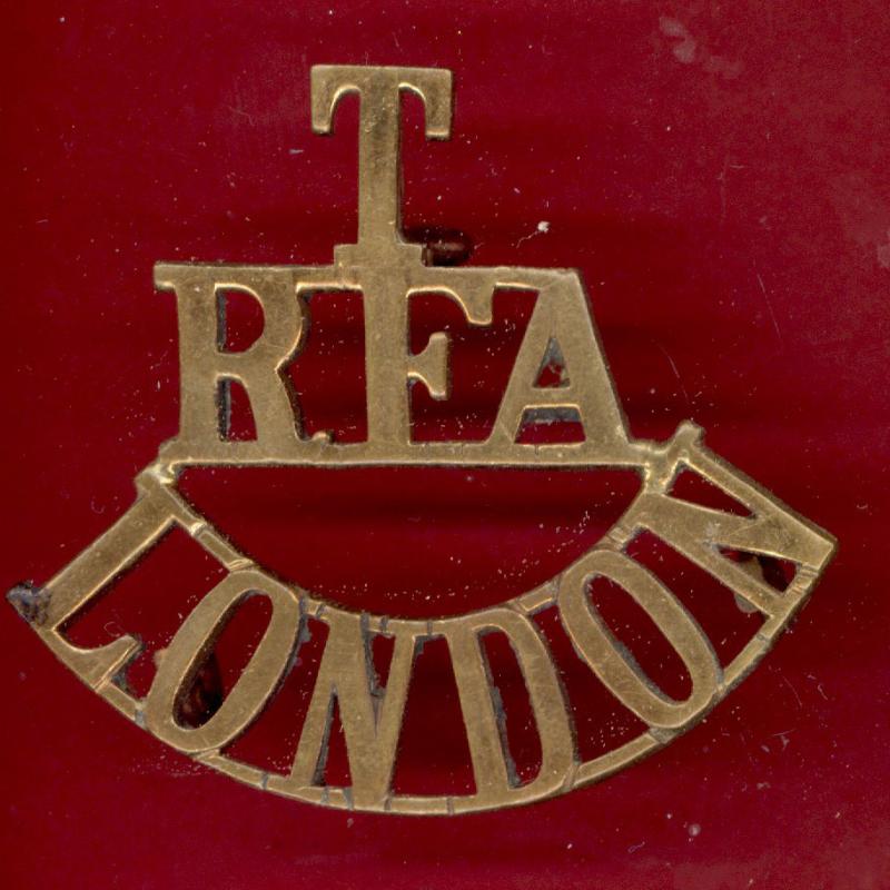 T / RFA / LONDON WW1 shoulder title