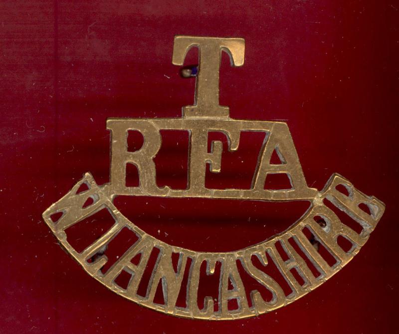 T / RFA / W.LANCASHIRE shoulder title