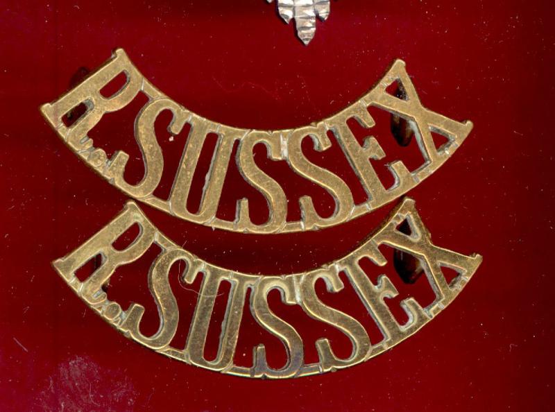 R.SUSSEX The Royal Sussex Regiment shoulder titles