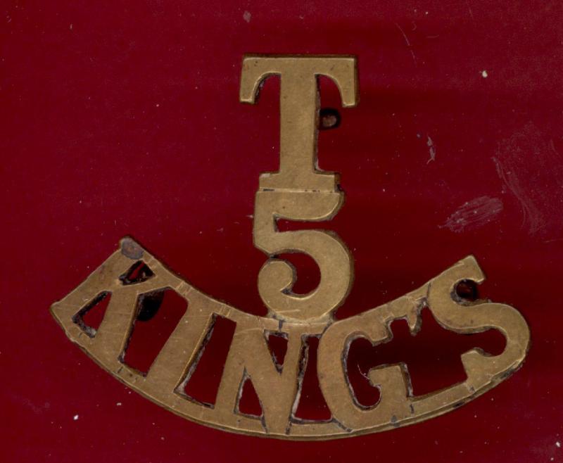 T / 5 / KING'S WW1 shoulder title