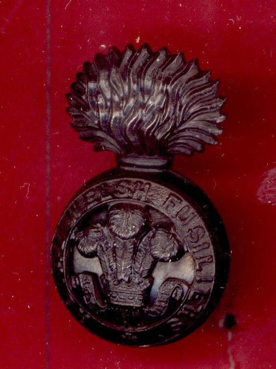 Royal Welsh Fusiliers Regiment WW1 Officer's OSD cap badge