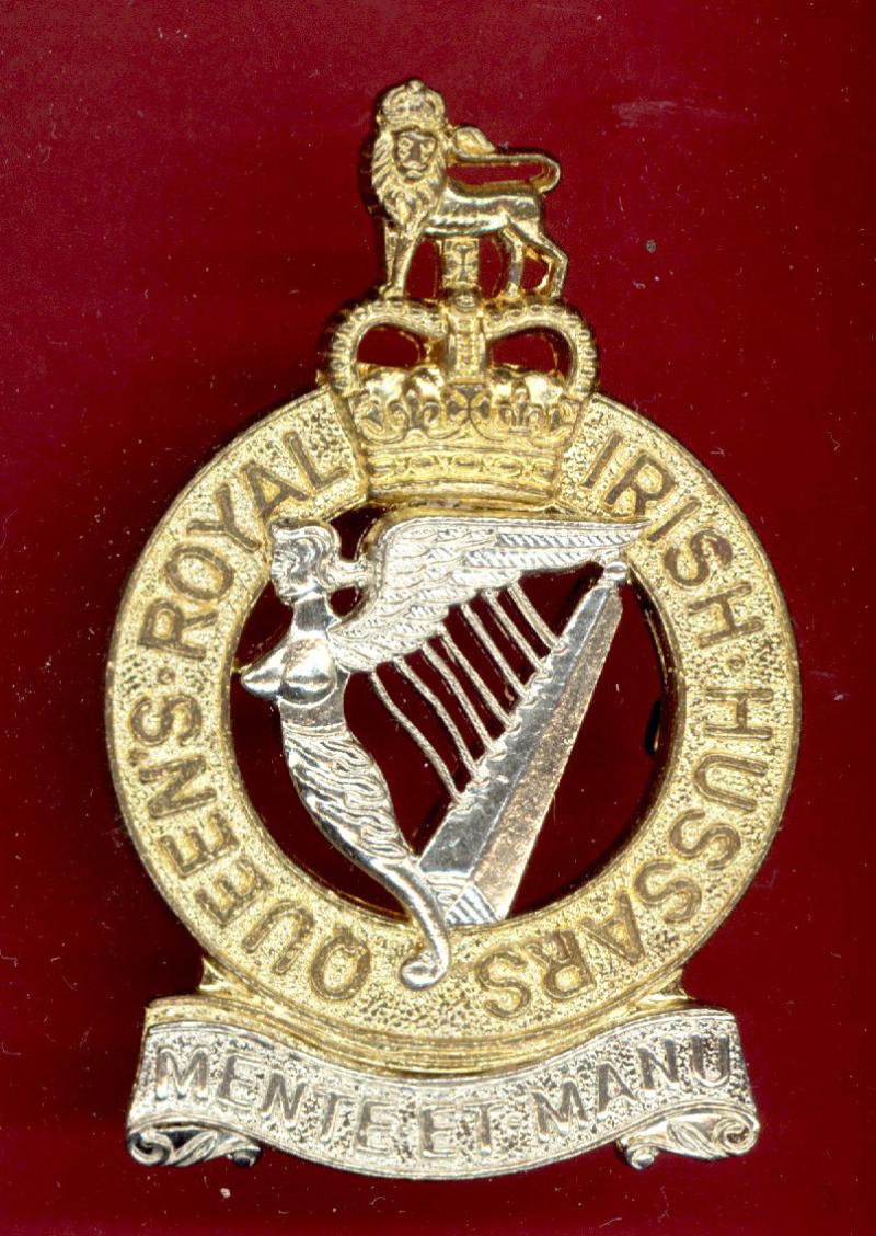 Queen's Royal Irish Hussars Piper's full dress pouch badge