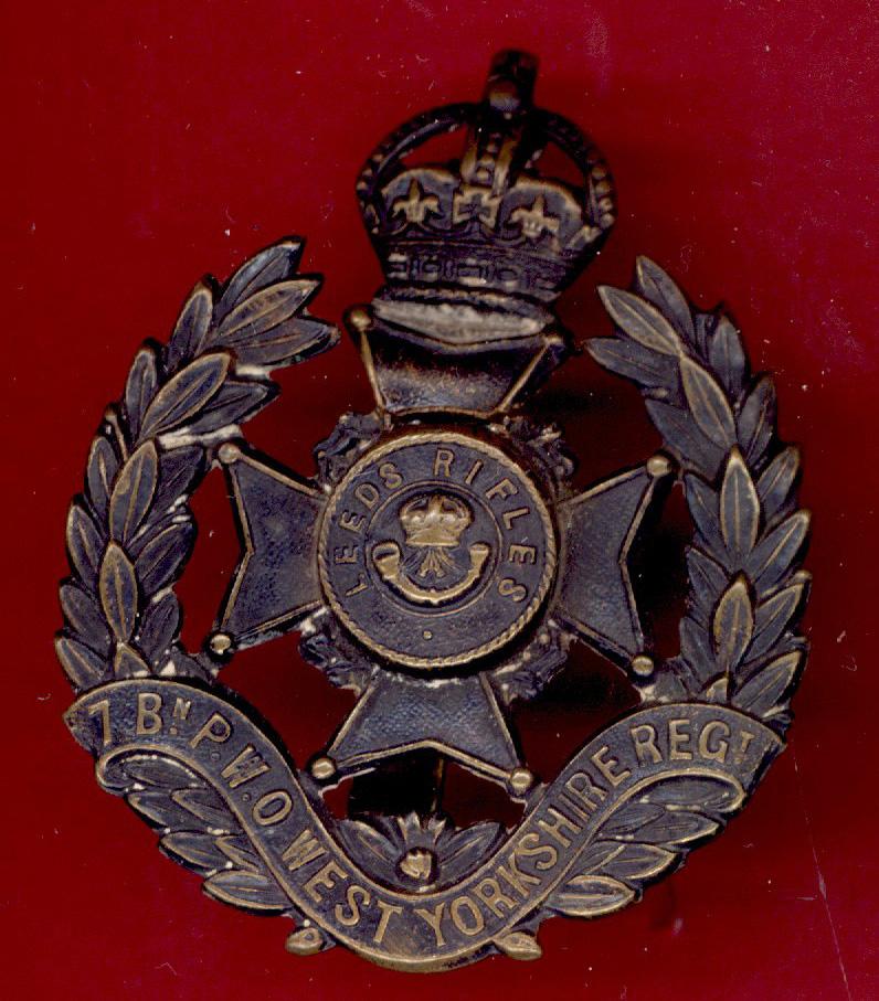 7th Bn. P.W.O. West Yorkshire Regt (Leeds Rifles) WW1 OR's cap badge