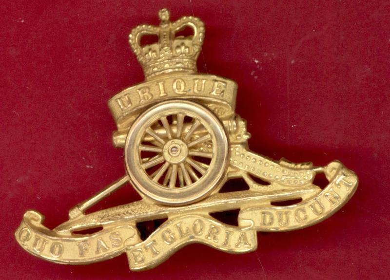 The Royal Artillery Officer's EIIR cap badge