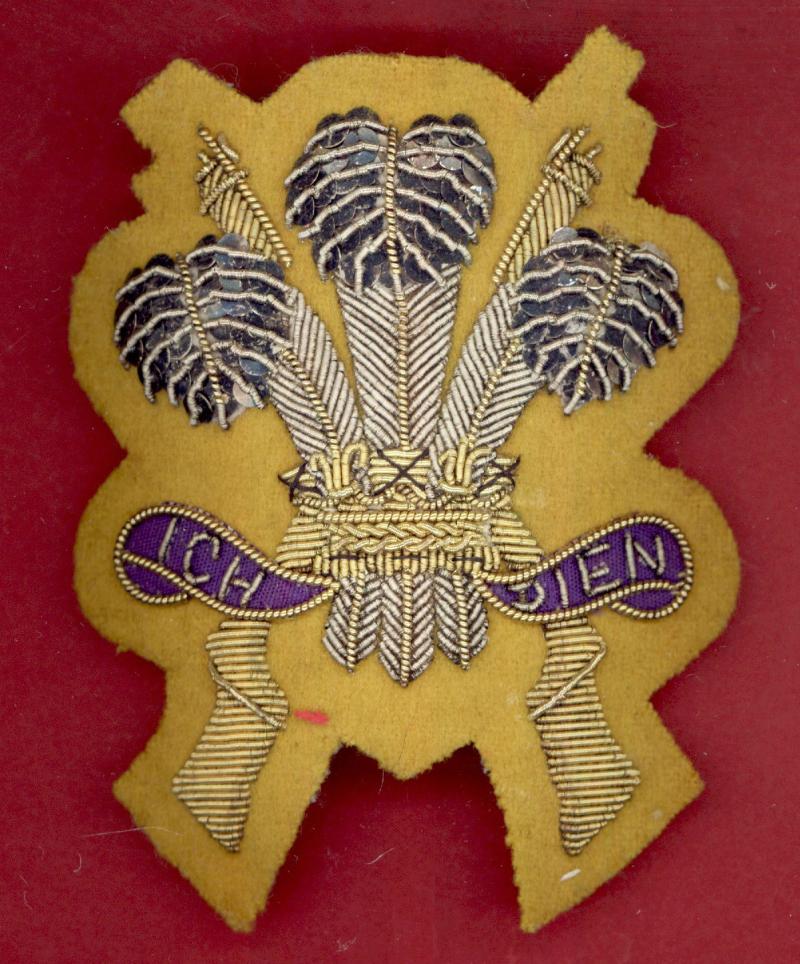 3rd/6th Carabiniers POW Dragoon Guards NCO's bullion arm badge