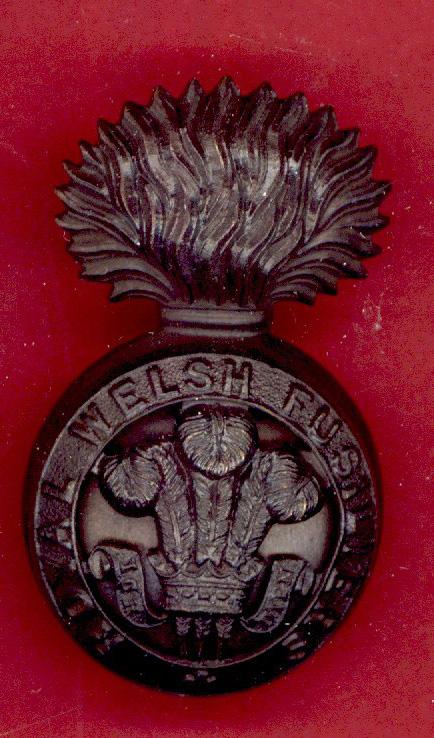 Royal Welsh Fusiliers Regiment WW1 Officer's OSD cap badge