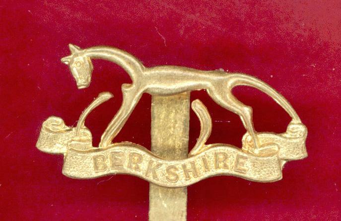 The Berkshire Yeomanry OR's beret badge