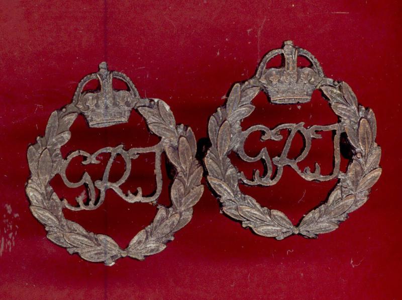 Indian Army Expeditionary Force General Service OSD collar badges