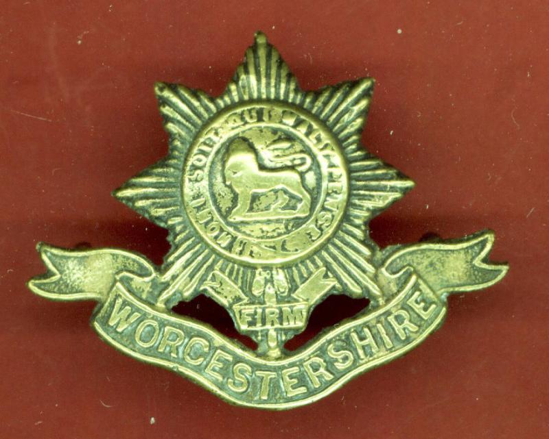 The Worcestershire Regiment WW1 OR's cap badge