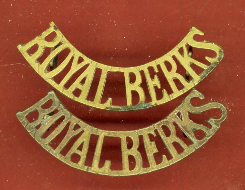 ROYAL BERKS Royal Berkshire Regiment shoulder title