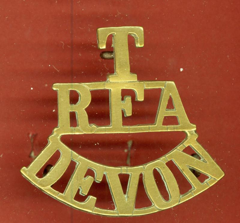 T / RFA / DEVON WW1 shoulder title